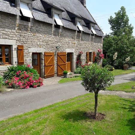 La Grange Acomodação com café da manhã Kervignac Exterior foto