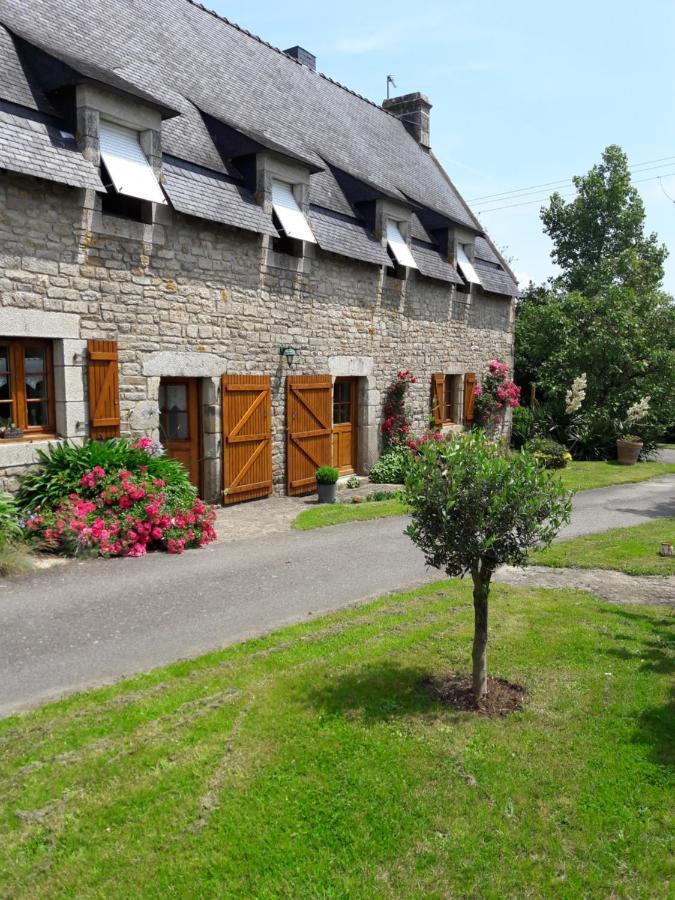 La Grange Acomodação com café da manhã Kervignac Exterior foto