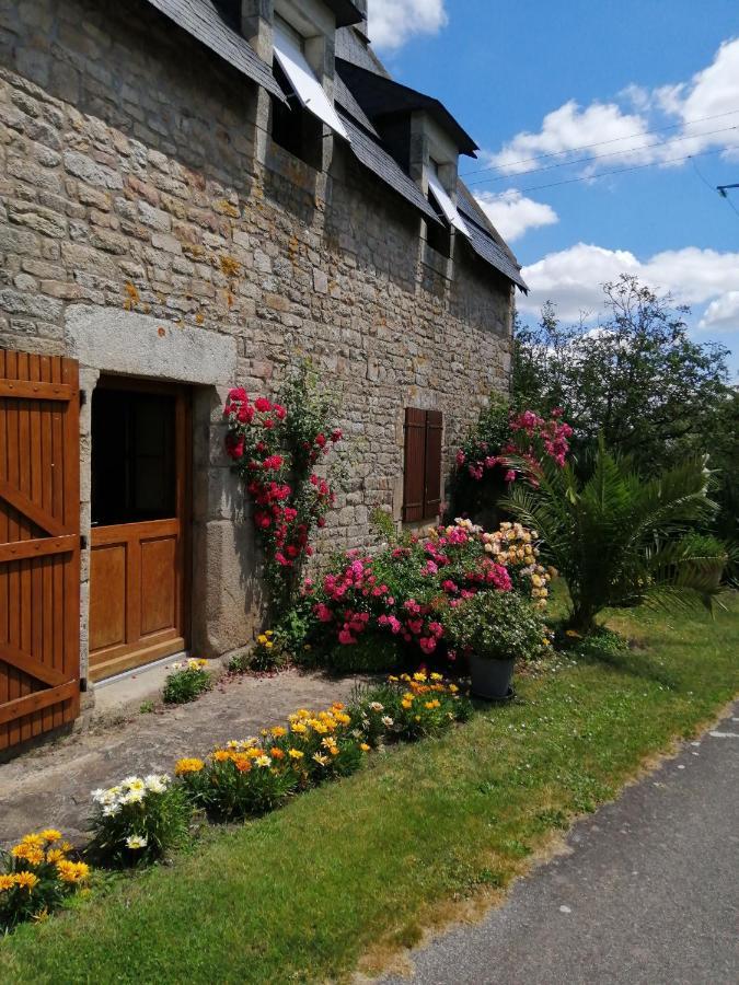 La Grange Acomodação com café da manhã Kervignac Exterior foto
